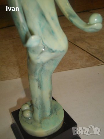 Мраморна Голяма Статуетка GRAND PRIX 2007 SPORT AND LOISIRS-24 см, снимка 13 - Статуетки - 39820704