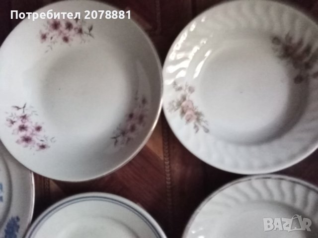 Порцеланови чинии маркирани