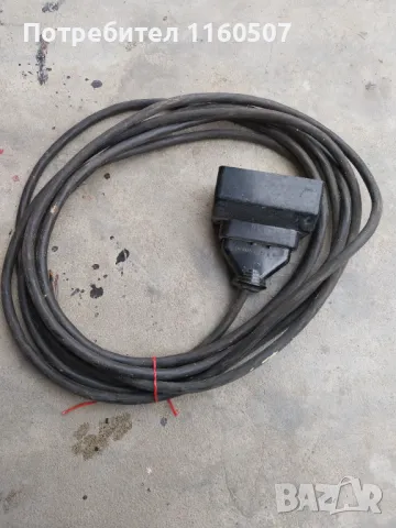 Трифазен гумиран удължител