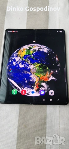 Продавам телефон Samsung Z Flod 3