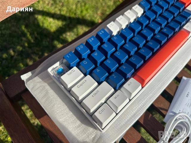 Механична клавиатура T-Wolf T60 / 60% Form factor / Cherry MX Blue Switches / USB-C, снимка 3 - Клавиатури и мишки - 53541584