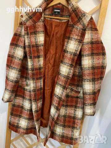 Палто, снимка 4 - Палта, манта - 52887301