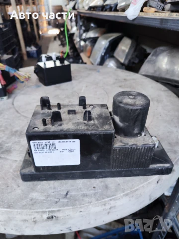 Вакуум помпа за централно заключване за Mercedes-Benz CLK-Class Coupe (C208) (06.1997 - 09.2002), 2+