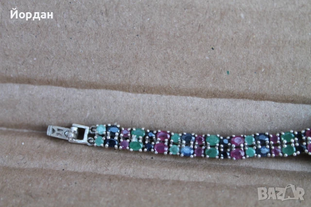 Дамски сребърен часовник ''Vialux'' с полускъпоценни камъни, снимка 2 - Дамски - 51331152