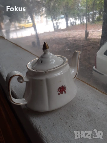 Английски колекционерски чайник порцелан Чарлз и Даяна, снимка 3 - Антикварни и старинни предмети - 53367769