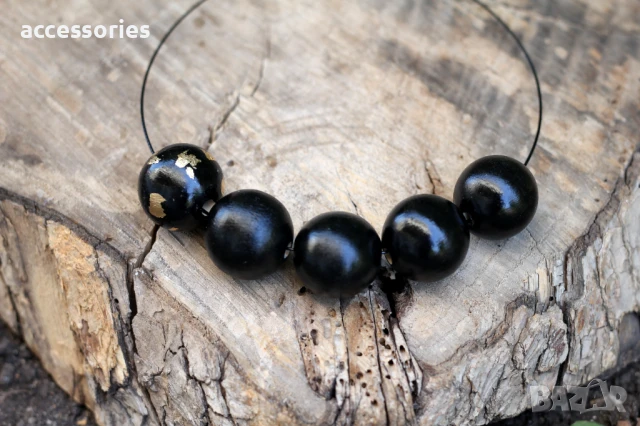 Ръчно изработен гердан "Black Elegance" – от BloomWood , снимка 3 - Колиета, медальони, синджири - 51070272