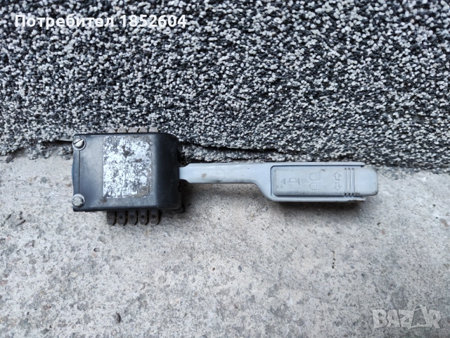 Лостче светлини, мигачии и клаксон Шкода Фаворит, снимка 6 - Части - 53078107