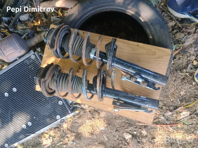 Предни амортисьори Десен фар за Ford Escort VII Estate (01.1995 - 02.1999), снимка 3 - Части - 51116191