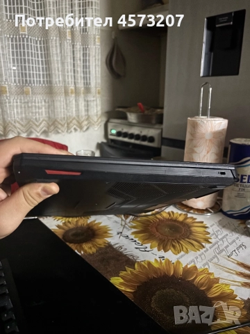 Геймърски Лаптоп Asus, снимка 5 - Лаптопи за игри - 52684405
