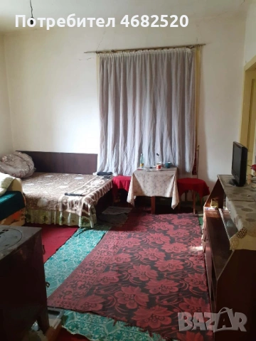 Продава къща в село Гиген, снимка 9 - Къщи - 53162944