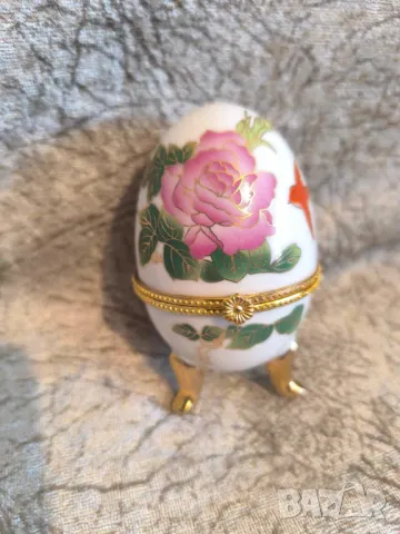 порцеланово яйце , снимка 3 - Антикварни и старинни предмети - 47308139