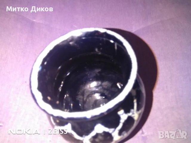 Синя ваза керамична на Троян с бежови ромбове-ръчна изработка Н-90мм и фи горе-75мм и долу-55мм, снимка 5 - Вази - 47946948