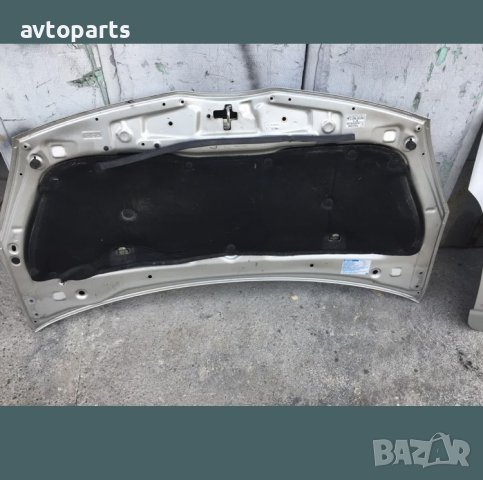 Toyota corolla verso 2008година преден капак, снимка 2 - Части - 40701491