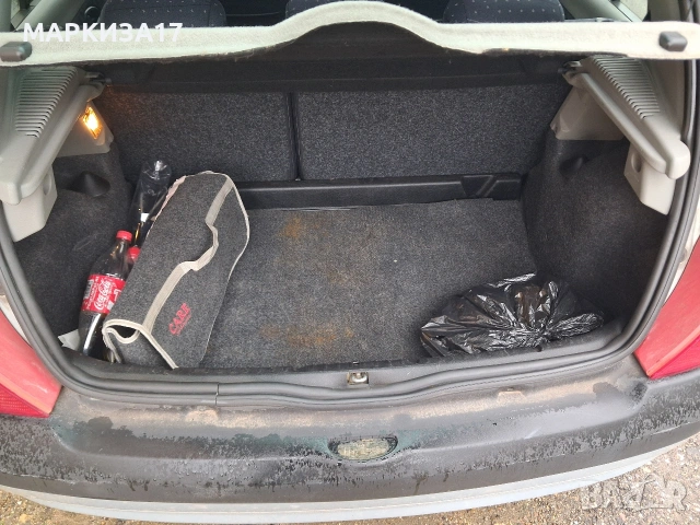 Рено Клио 1.2 Бензин 2003г., снимка 9 - Автомобили и джипове - 53526153