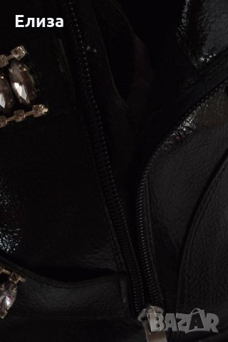 Лачени Кубинки боти 38 на лека платформа нови с акцент катарами с кристалчета, снимка 5 - Дамски боти - 34738872