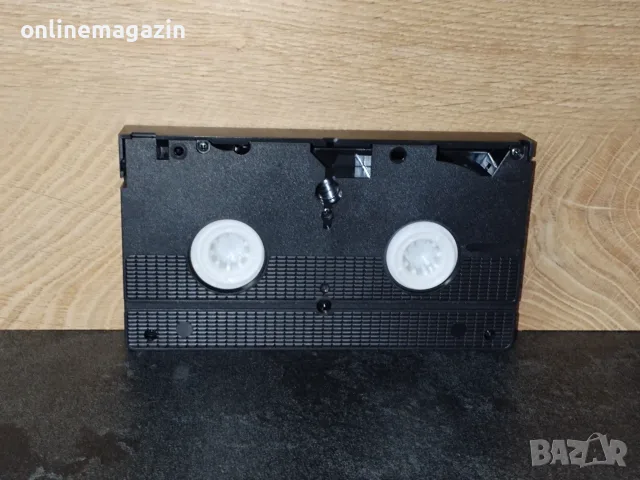 Видеокасета " Глория - За Добро или Зло "  VHS, снимка 8 - Други жанрове - 56076547