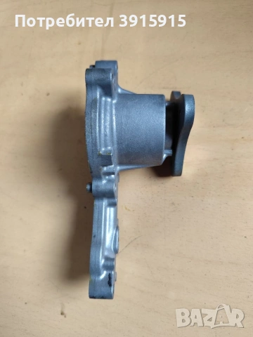 Водна помпа от Honda jazz , снимка 3 - Части - 53730679