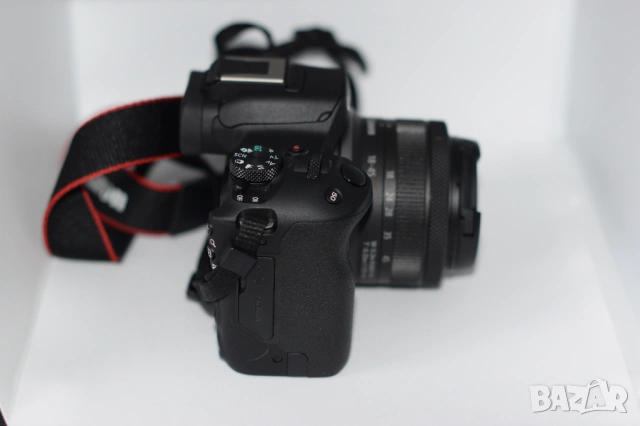 Нов фотоапарат Canon EOS R50 + Canon RF-S 18-45mm f / 4.5-6.3 IS STM , снимка 2 - Фотоапарати - 53003547