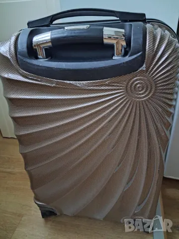 Куфар за ръчен багаж, снимка 3 - Куфари - 50366615