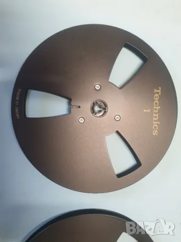 Лот от 2бр 18см алуминиеви магнетофонни ролки Technics Комплекта за 200лв.
Купени от Швейцария., снимка 2 - Декове - 47389453