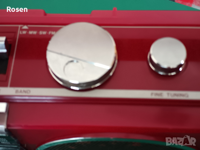 Продавам mini boombox Fisher ph 845 L red , снимка 4 - Радиокасетофони, транзистори - 44841229