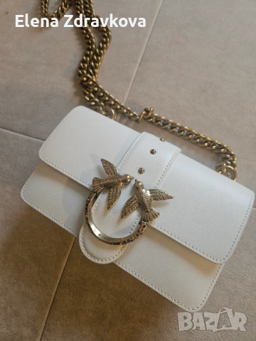Бяла дамска чанта – елегантен модел