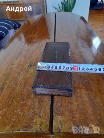 Стара кутия от сувенирен меч Szczerbiec, снимка 4 - Други ценни предмети - 40599667