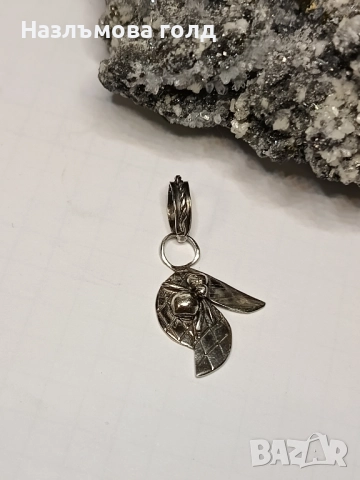 Сребърен дамски медальон ръчна изработка 