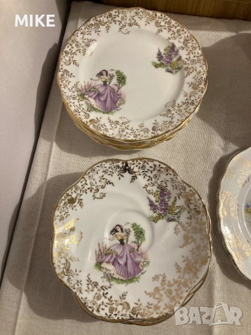 Винтидж чинийки и чайник, снимка 2 - Антикварни и старинни предмети - 52338532