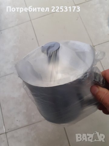 Използвана млековарка 2л със капак