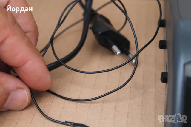 Радио ''Grundig'' с аларма, снимка 2 - Радиокасетофони, транзистори - 50896978