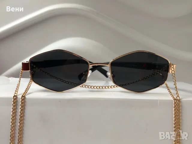 Дамски слънчеви очила със синджир/ верижка, снимка 4 - Слънчеви и диоптрични очила - 49917176