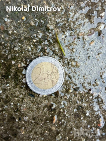 Здравейте,продавам 2€ 2002