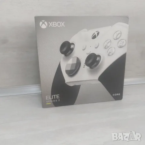 НОВ Професионален Контролер Xbox Elite Series 2 Core (White/Black) – Фабричен комплект в Кутия, снимка 2 - Аксесоари - 56256193