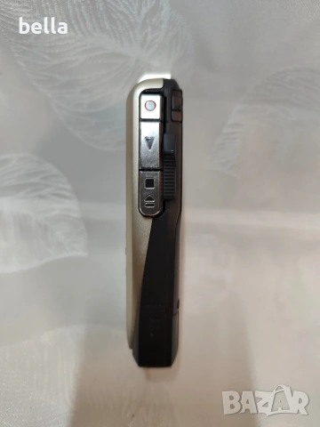 Olympus Pearlcorder J500, компактен аналогов микрокасетен диктофон с касета, снимка 3 - Аудио касети - 53523377