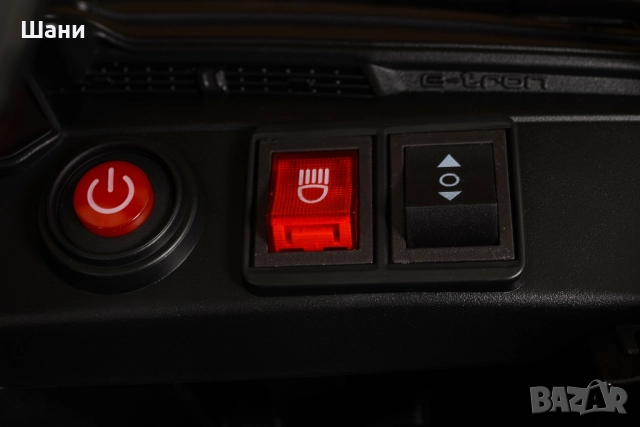 Акумулаторен джип Audi SQ8 e-tron бял , снимка 6 - Детски велосипеди, триколки и коли - 51613602