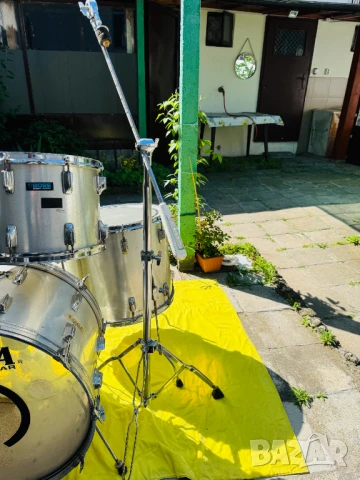 MADE IN JAPAN! 1979 TAMA IMPERIALSTAR пълен сет барабани и стойки!, снимка 10 - Ударни инструменти - 50600804