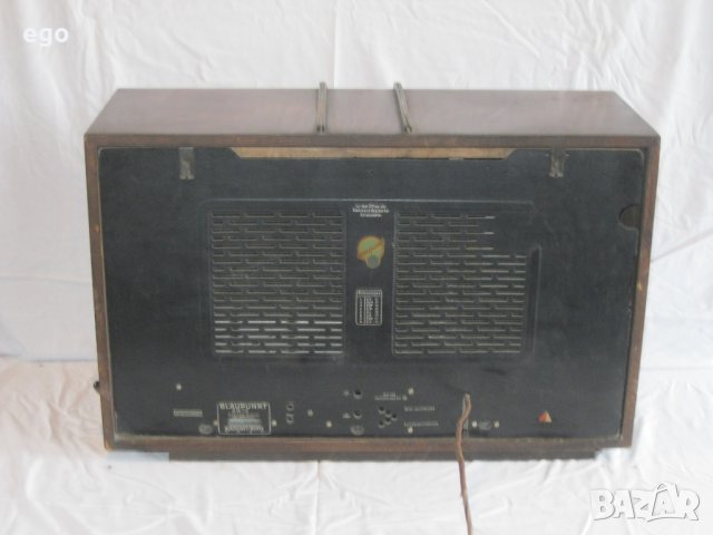 Огромен Блаупункт, снимка 3 - Антикварни и старинни предмети - 40901811