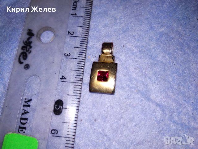 ФИН ВИНТИДЖ АРТ МЕДЕН СКЪПОЦЕНЕН МЕДАЛЬОН с ДЕБЕЛА ПОЗЛАТА и ПРЕКРАСЕН ФАСЕТИРАН ГРАНАТ 37027