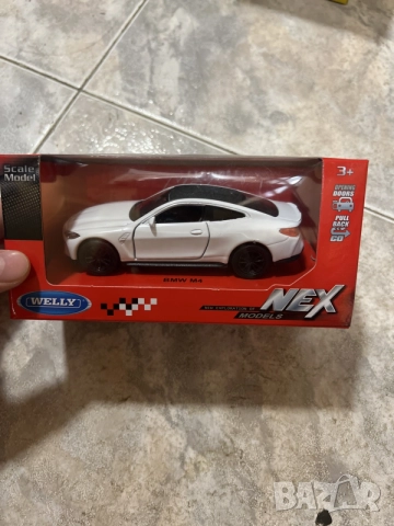 Метална кола BMW M4 Welly NEX Models – бяла, нова в кутия