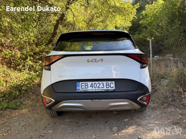 Kia Sportage 1.6 CRDi MHEV, 136 к.с., 2022 г., Ръчна скоростна кутия. Хибрид , снимка 2 - Автомобили и джипове - 55962008