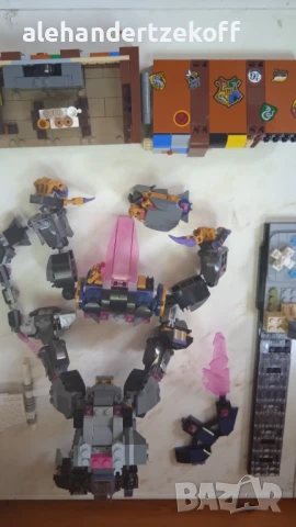 Лего сет Audi RS Q e-tron Фотоапарат Polaroid OneStep SX-70 и други, снимка 11 - Конструктори - 50699453