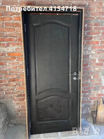 Интериорна врата