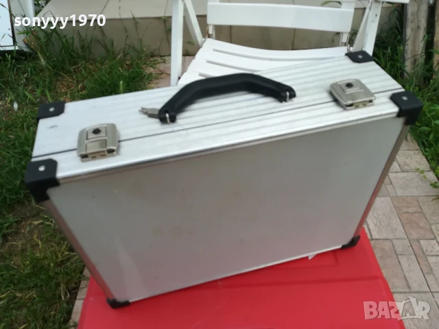 АЛУМИНИЕВ КУФАР 46Х33Х13СМ ЗА АУДИО/ВИДЕО 2905250357