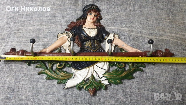 Метална винтидж закачалка, снимка 2 - Антикварни и старинни предмети - 52423710