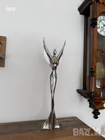 Статуетка, бронз, хромирана.