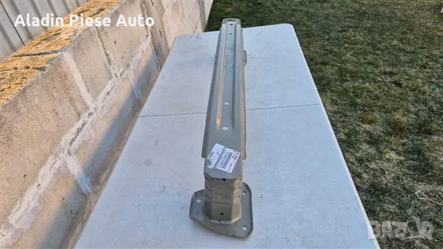 Усилване на задната броня Toyota CHR C-HR Hatchback година 2017 - 2022 код 52023F4010, снимка 3 - Аксесоари и консумативи - 48749967