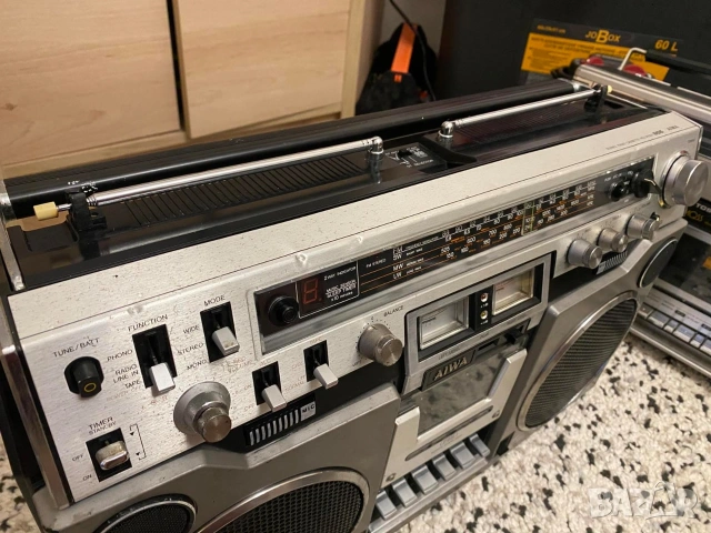 Aiwa TRK-955, снимка 2 - Радиокасетофони, транзистори - 53039118