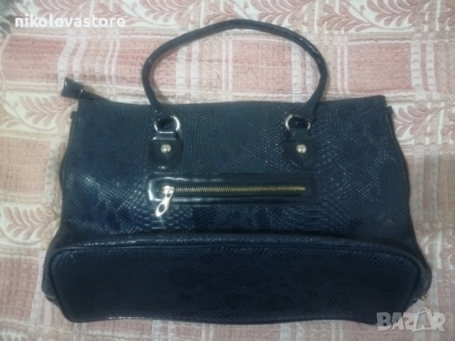 Дамска маркова чанта Salvatore Ferragamo, снимка 2 - Чанти - 53487890