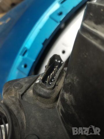 Ляв фар ксенон Рено Меган 2 фейслифт 2007 за части, снимка 12 - Части - 35723218